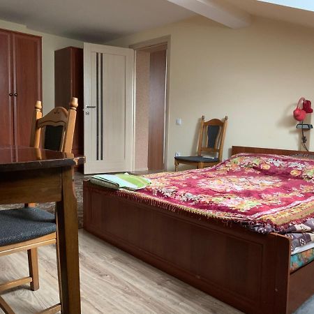 Затишна Оселя / Уютные Апартаменты / Cosy Home إلفيف المظهر الخارجي الصورة